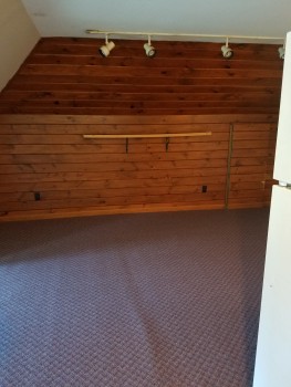 5 Myrtle Avenue wooden wall room