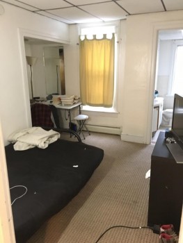 7 Otsego Street apartment with toilet