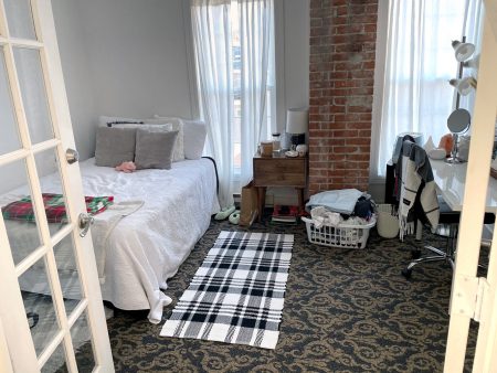 Apartment 3R