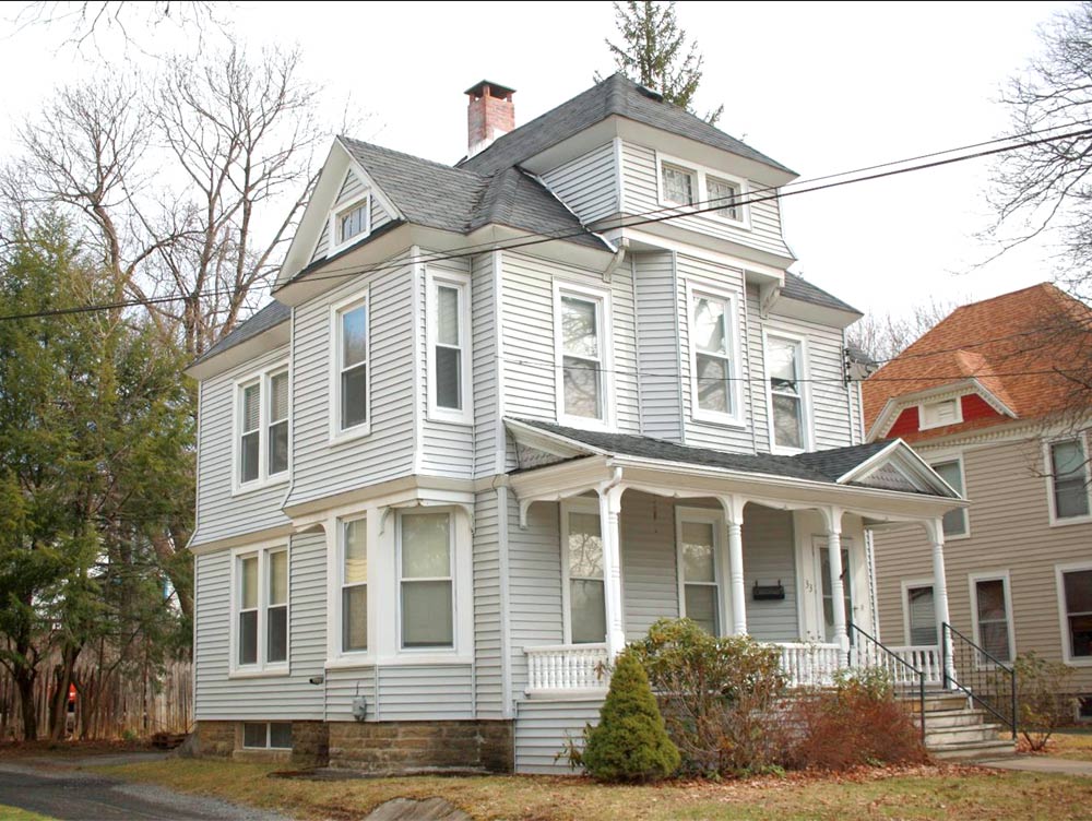 33 Cedar Street - Peter Clark Student Rentals