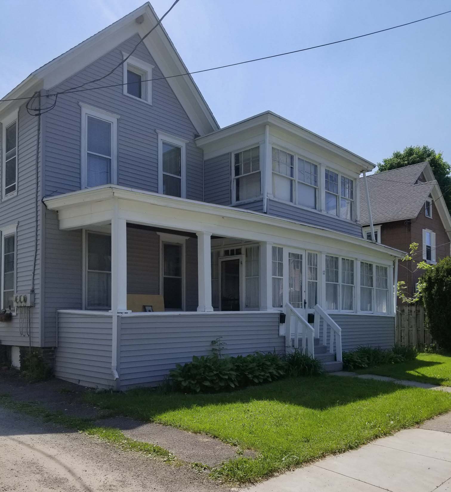 12 Valleyview Street - Peter Clark Student Rentals