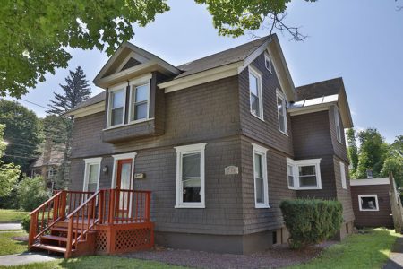 106 Spruce Street - Peter Clark Student Rentals