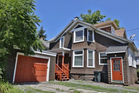 106 Spruce Street - Peter Clark Student Rentals