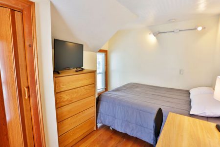 106 Spruce Street - Peter Clark Student Rentals