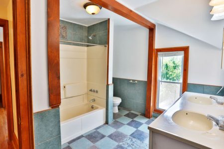 106 Spruce Street - Peter Clark Student Rentals