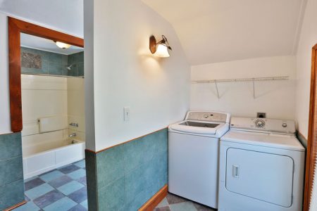 106 Spruce Street - Peter Clark Student Rentals